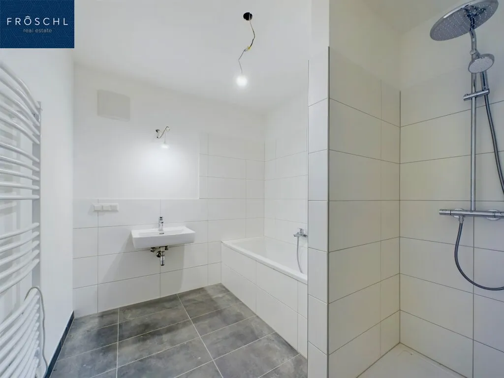 NEUBAU Vitis | Fertiggestellt & nahezu vollvermietet - Anlegerwohnungen mit sofortiger Rendite – pohled 2