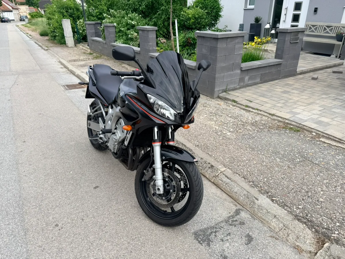 Yamaha FZ