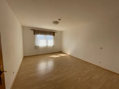 4-Zimmer-Wohnung kaufen in Villach Land – 141 m², € 290.000 – Bild 6 von 8