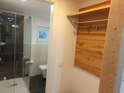 1-Zimmer-Haus mieten in Neunkirchen – 35 m², € 590 – Bild 2 von 35