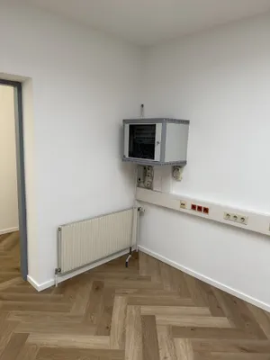 6-Zimmer-Gewerbeimmobilie mieten in Mödling – 140 m², € 2.500 – Bild 7 von 27