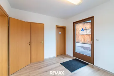 Gewerbeimmobilie mieten in Kirchdorf an der Krems – 84 m², € 820 – Bild 6 von 11