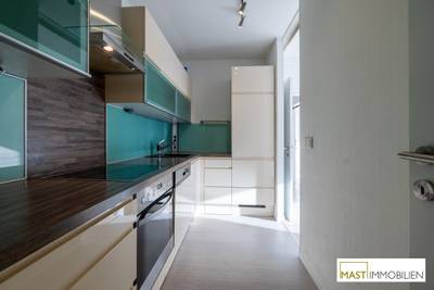 Wohnen am Stadtpark? Hier klicken - 2 Zimmer Wohnung mit Fernblick im 7. Stock - Klimaanlage - DAN Küche – Bild 2