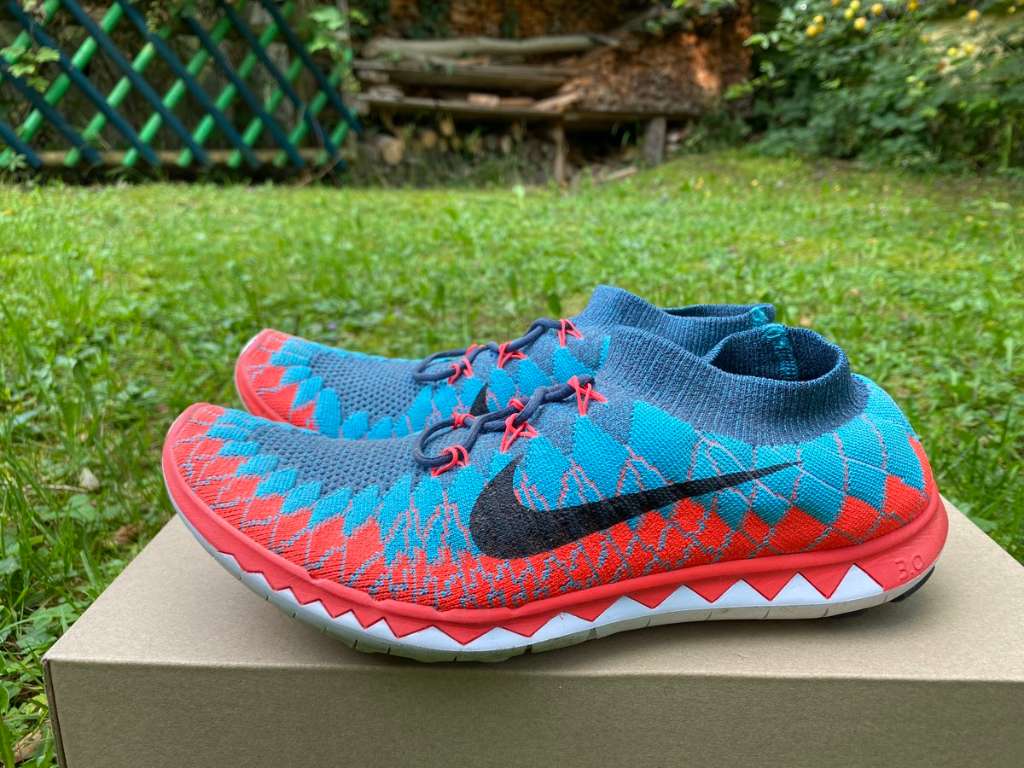 verkauft 2x Nike Free Run 3.0 flyknit blau rot weiss