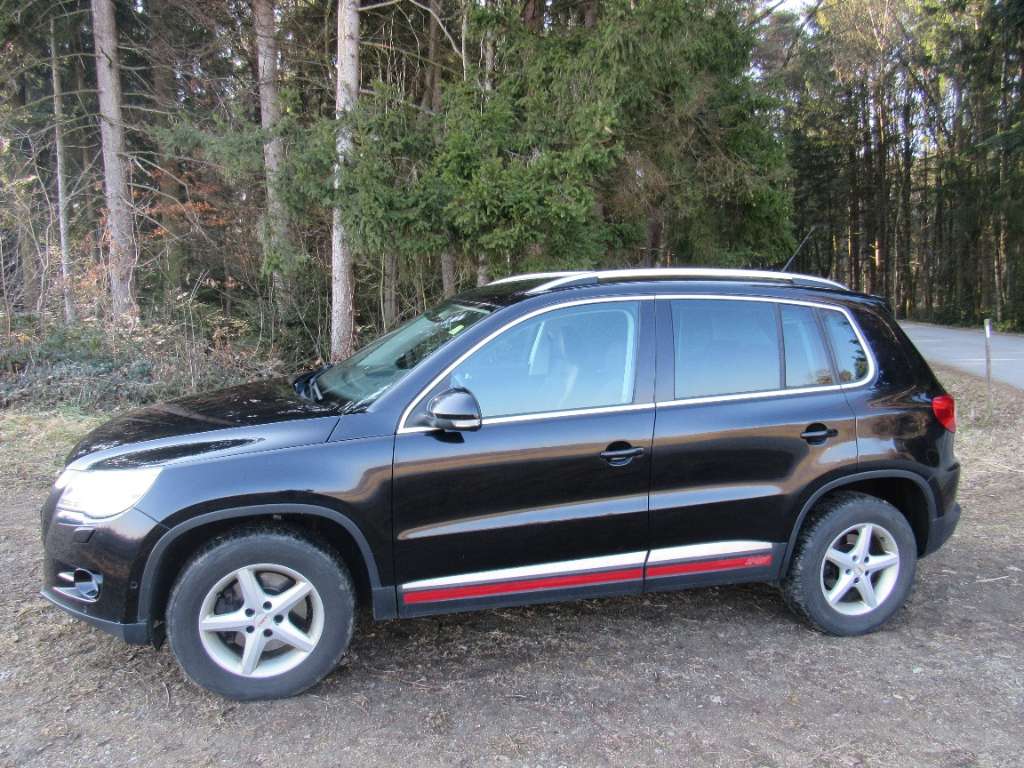 (verkauft) VW Tiguan 2,0 TDI CR DPF 4Motion Sport&Style SUV / Geländewagen