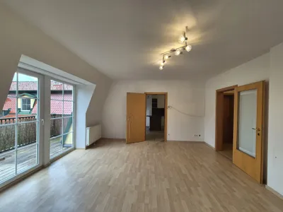 3-Zimmer-Wohnung mieten in Neunkirchen – 66,8 m², € 741 – Bild 4 von 12