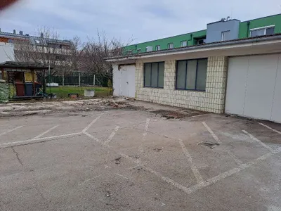 10-Zimmer-Gewerbeimmobilie kaufen in Baden – 1 000 m², € 1.150.000 – Bild 6 von 9