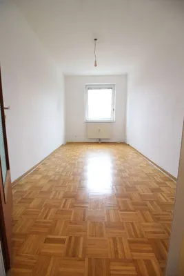 3-Zimmer-Wohnung kaufen in Sankt Pölten – 85 m², € 215.000 – Bild 3 von 12