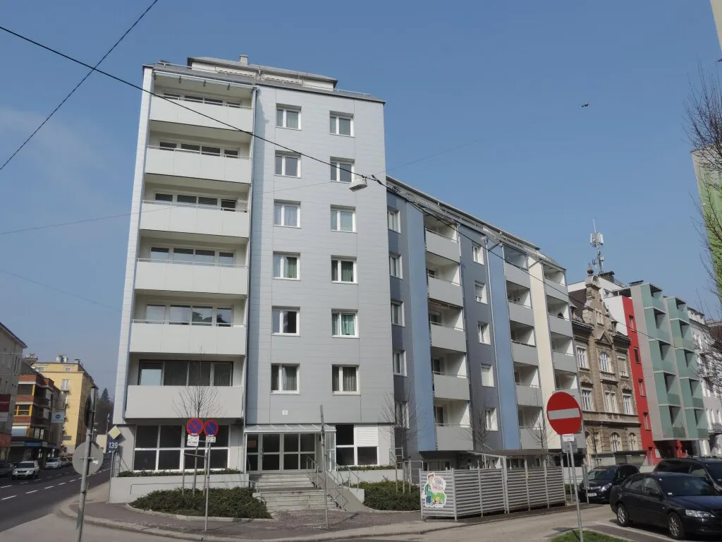 Zentrum nähe Volksgarten nähe Bahnhof Figulystraße – pohled 2