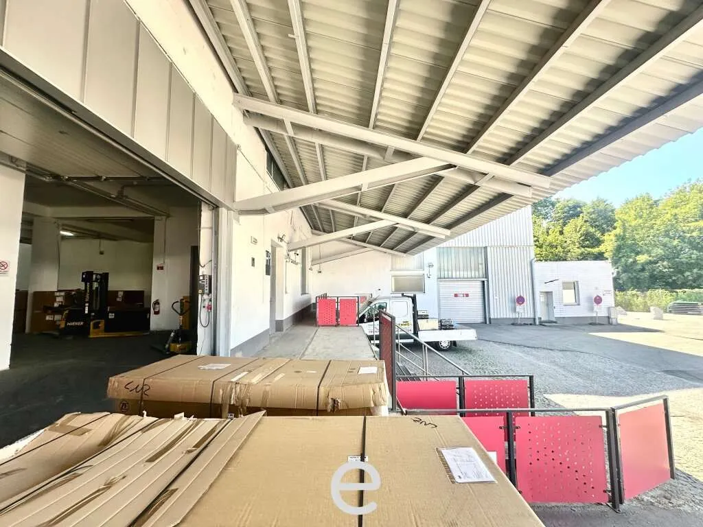 1.000,00m² Lagerhalle flexibel in Enns zu vermieten! - Ansicht 2