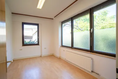 4-Zimmer-Gewerbeimmobilie mieten in Klagenfurt – 300 m², € 6 – Bild 11 von 12