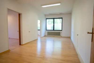 4-Zimmer-Gewerbeimmobilie mieten in Klagenfurt – 300 m², € 6 – Bild 9 von 12