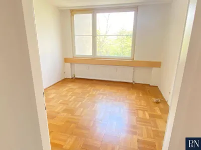 2-Zimmer-Wohnung mieten in Baden – 67 m², € 974 – Bild 2 von 11