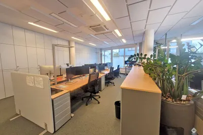 Gewerbeimmobilie mieten in Salzburg Stadt – 365 m², € 5.871 – Bild 2 von 4