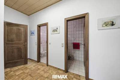 8-Zimmer-Gewerbeimmobilie kaufen in Korneuburg – 227,59 m², € 880.000 – Bild 12 von 21