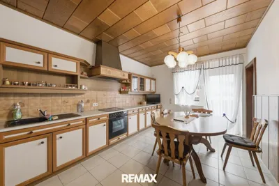 8-Zimmer-Gewerbeimmobilie kaufen in Korneuburg – 227,59 m², € 880.000 – Bild 3 von 21