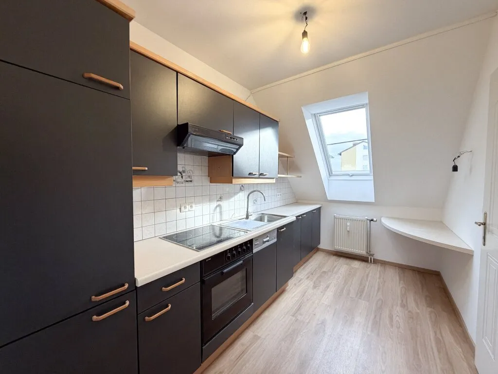 Attraktive 3-Zimmer-Wohnung in begehrter, ruhiger Wohngegend von Kalsdorf, inkl. Parkplatz – pohled 2