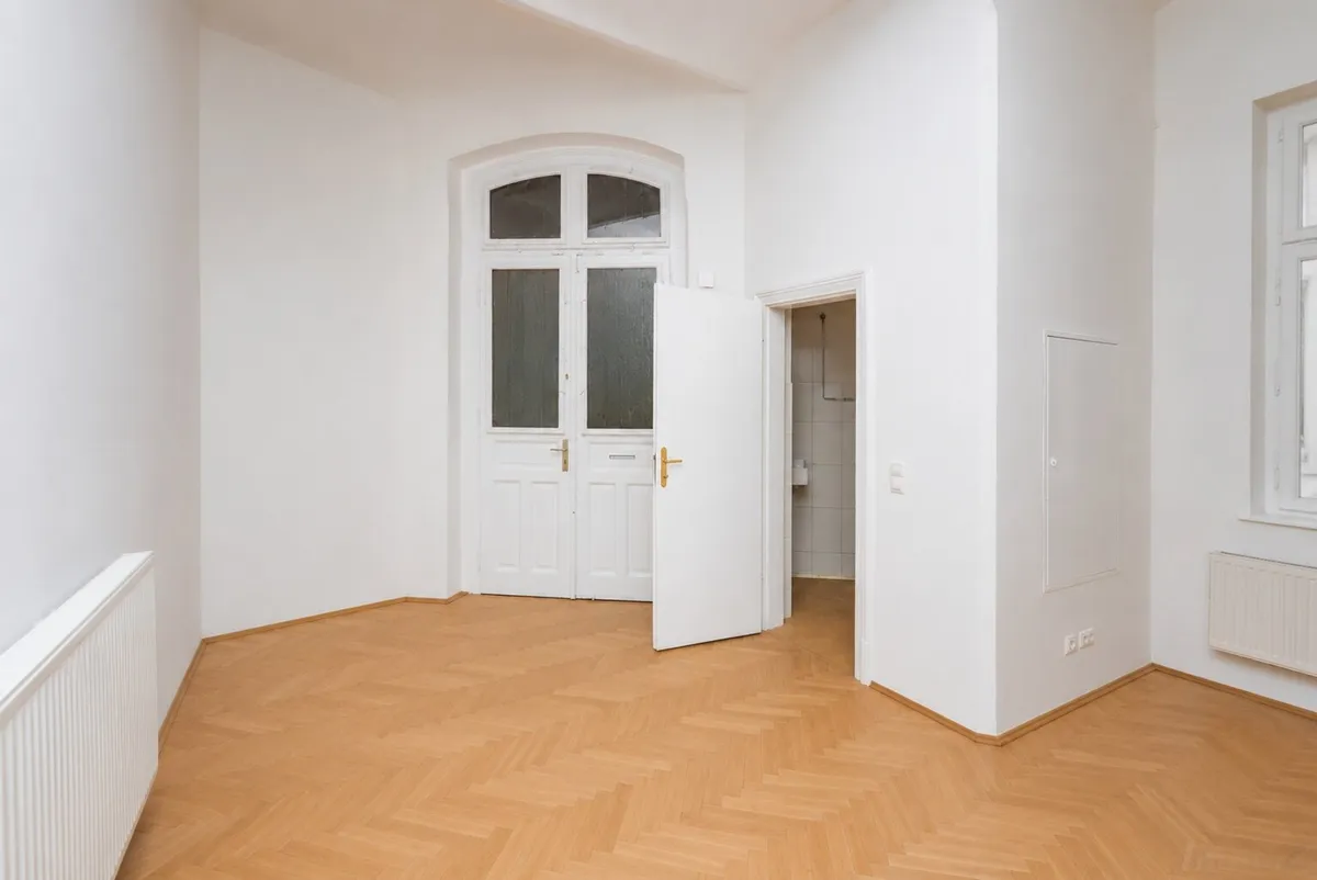 Erstbezug: Frisch saniertes Altbau-Büro mit 7 Zimmern in Bestlage (ca. 180 m²) - Widok 3