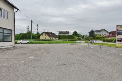 Gewerbeimmobilie mieten in Steyr – 270 m², € 3.180 – Bild 2 von 5