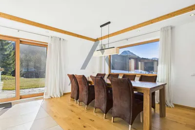 6-Zimmer-Haus mieten in Kitzbühel – 200 m², € 4.400 – Bild 3 von 26
