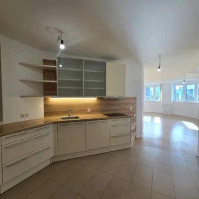 3-Zimmer-Wohnung mieten in Wien – 117,96 m², € 1.975 – Bild 12 von 31