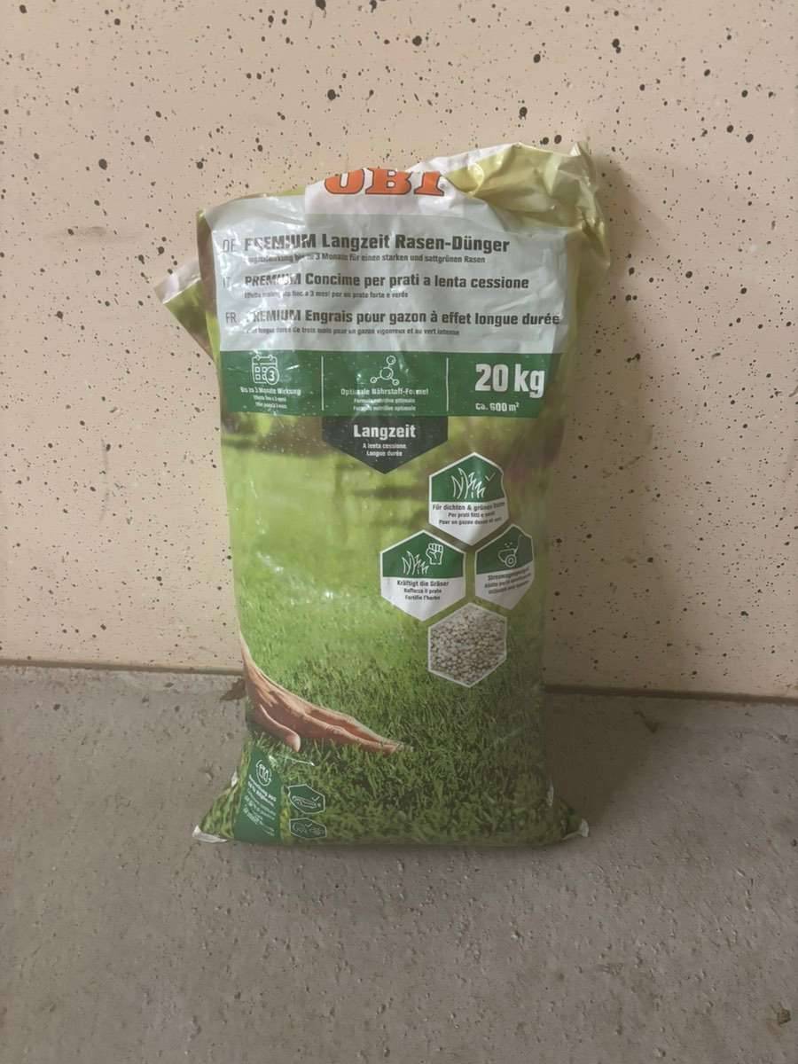 OBI Premium Langzeitrasendnger,  20,- (4060 Leonding) - willhaben