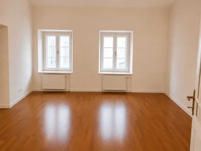 4-Zimmer-Gewerbeimmobilie mieten in Villach – 170 m², € 1.688 – Bild 2 von 10