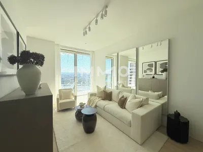 Skyline Living in DC2 Tower - South-Facing 1-Bedroom with Private Loggia DC2 – Bild 2