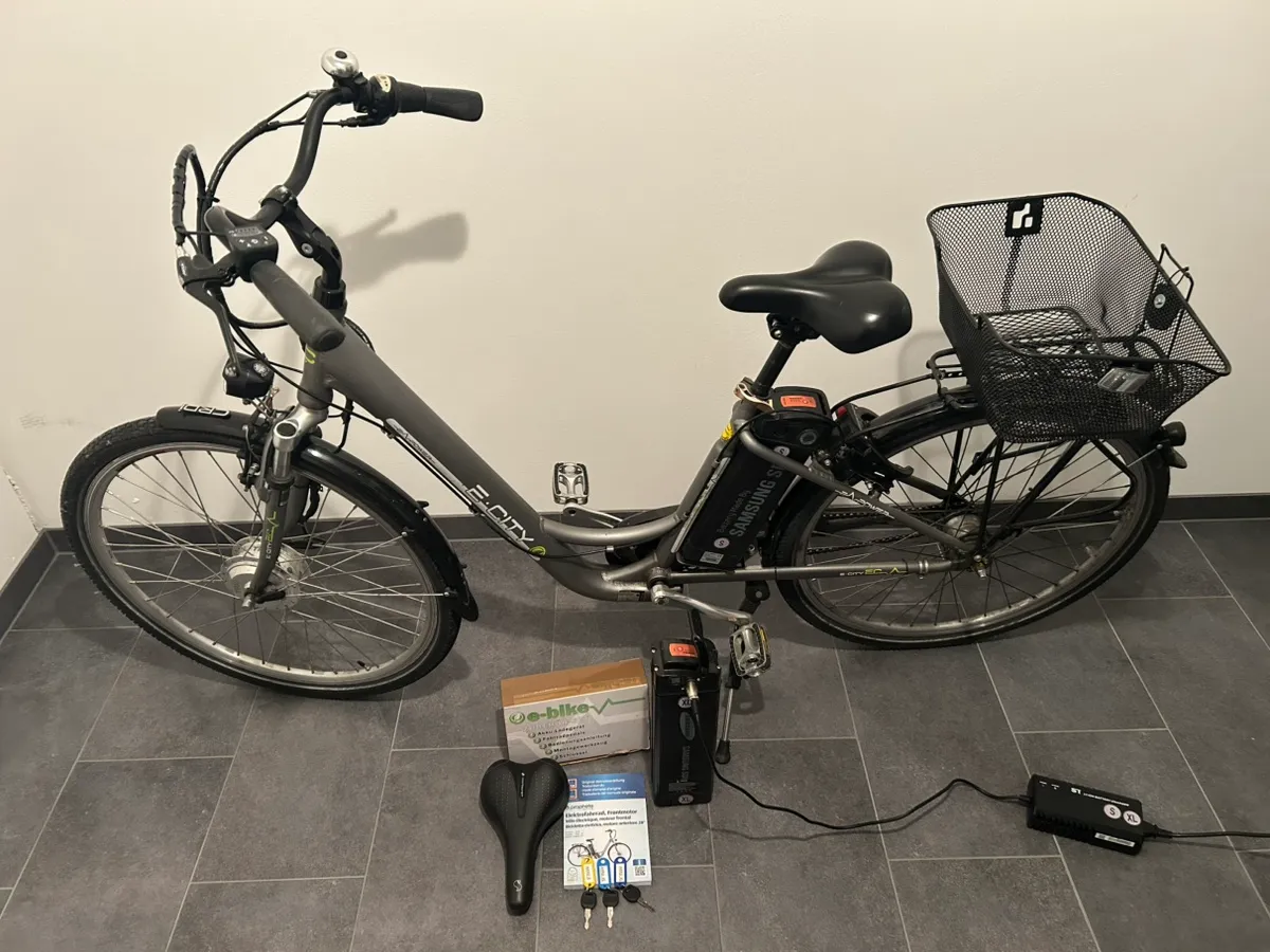 camping tritt Trittstuffe Wohnwagen Wohnmobil Klappbar mit Tragegriff 38x26cm Ebike Models:R5 Pro AWD PumpTrack Camping Rakelbos - tattoo