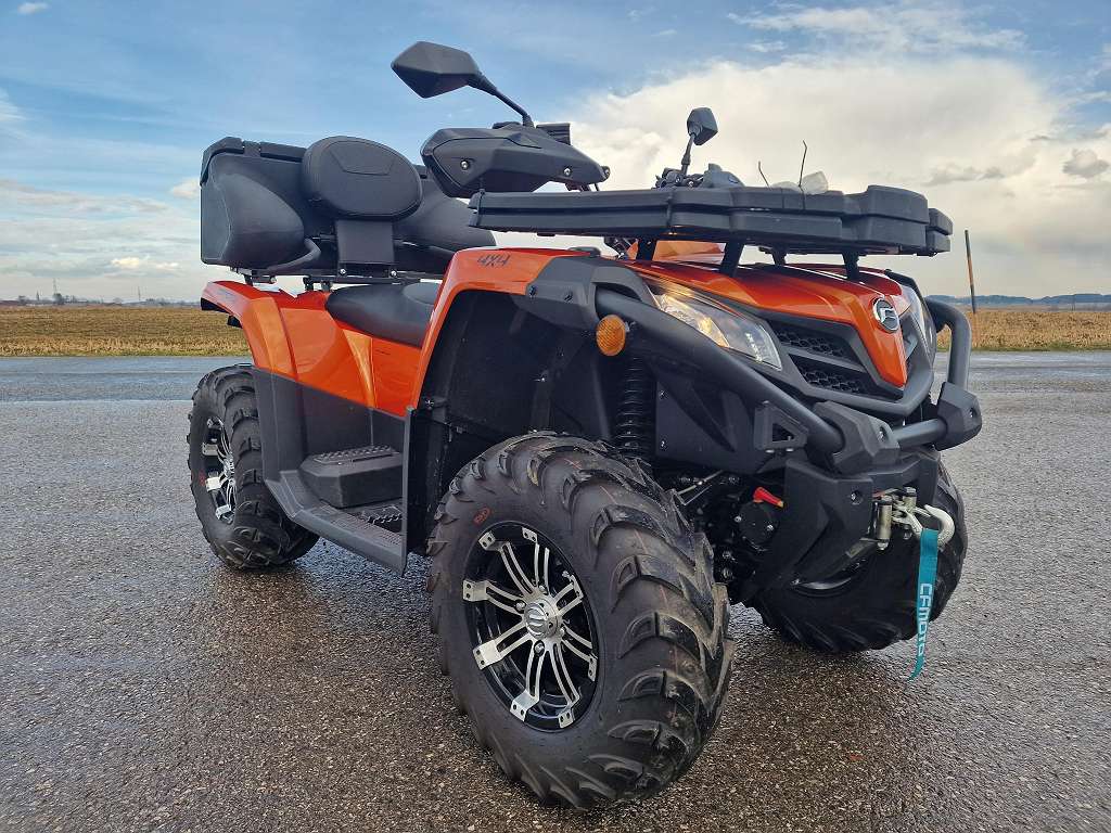 CF-Moto CForce 450 DLX L7E 90 KM/H Quad