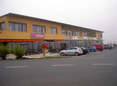 Gewerbeimmobilie mieten in Deutschlandsberg – 201 m², € 1.662
