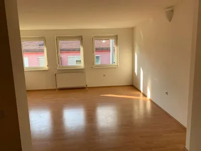 Zwei Zimmer, Gartenseitige Loggia, nahe Liesingbach & Stadtpark Atzgersdorf – Bild 2