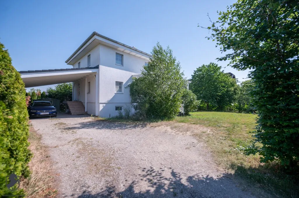 Exklusives Niedrigenergie-Einfamilienhaus mit Vollkeller auf 1.008 m² Grundstück in ruhiger Bestlage von Pixendorf – pohled 3