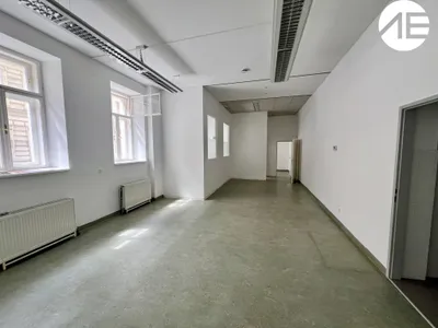 6-Zimmer-Gewerbeimmobilie mieten in Wien – 125 m², € 11