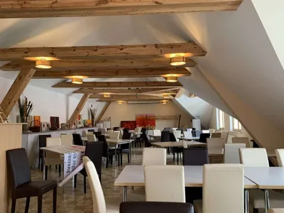 2-Zimmer-Gewerbeimmobilie mieten in Mistelbach – 240 m², € 2.158 – Bild 1 von 9
