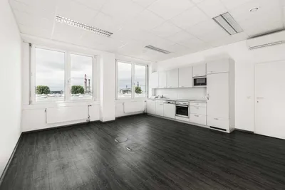 Gewerbeimmobilie mieten in Bruck an der Leitha – 43 m², € 9 – Bild 7 von 13
