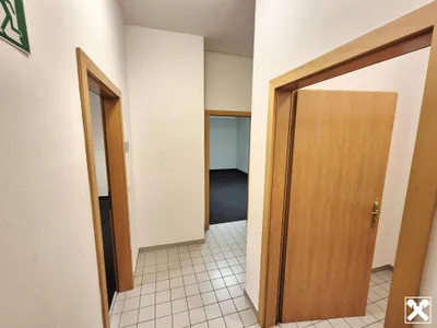 3-Zimmer-Gewerbeimmobilie mieten in Sankt Pölten – 126 m², € 1.652 – Bild 8 von 12