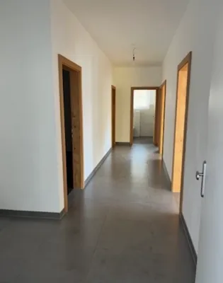 4-Zimmer-Wohnung mieten in Schwaz – 140 m², € 2.200 – Bild 8 von 12