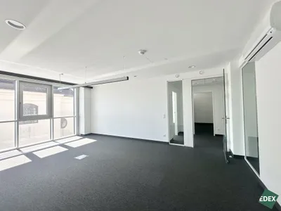 7-Zimmer-Gewerbeimmobilie mieten in Mödling – 250 m², € 4.742 – Bild 2 von 11