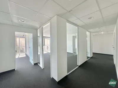 7-Zimmer-Gewerbeimmobilie mieten in Mödling – 250 m², € 4.742 – Bild 3 von 11
