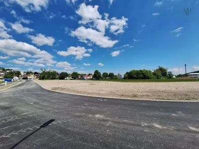 Immobilie kaufen in Baden – 2 000 m² – Bild 4 von 4