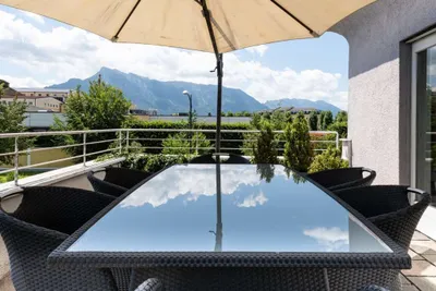 6-Zimmer-Gewerbeimmobilie kaufen in Salzburg Stadt – 249 m², € 980.000 – Bild 3 von 6