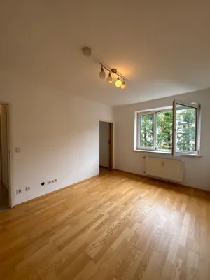 2-Zimmer-Wohnung mieten in Salzburg Stadt – 36 m², € 1.129 – Bild 2 von 8