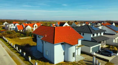 Haus kaufen in Eisenstadt – 144 m², € 450.000 – Bild 1 von 20