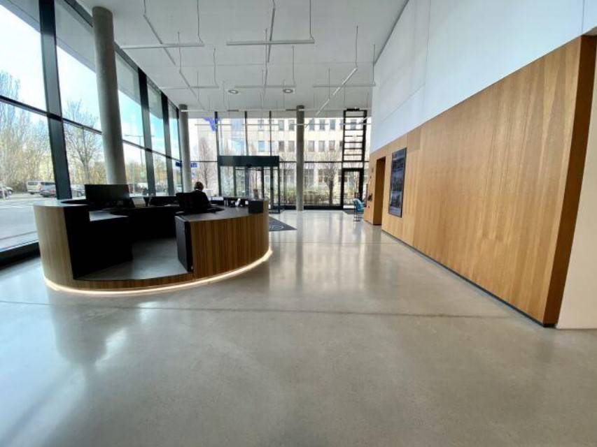 ViE - Terrassenbüro mit 1.100 m² auf einer Ebene - Ansicht 3