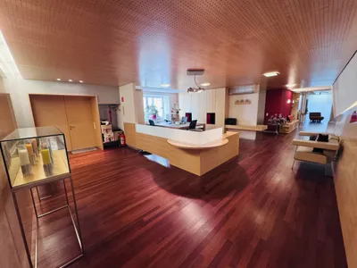 10-Zimmer-Gewerbeimmobilie mieten in Wien – 297 m², € 4.700