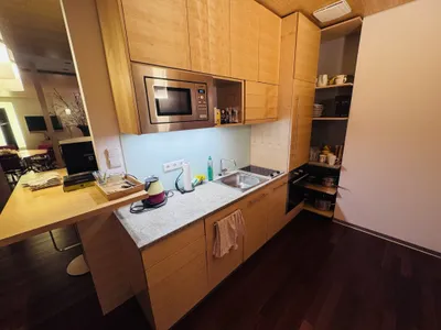 10-Zimmer-Gewerbeimmobilie mieten in Wien – 297 m², € 4.700 – Bild 8 von 10