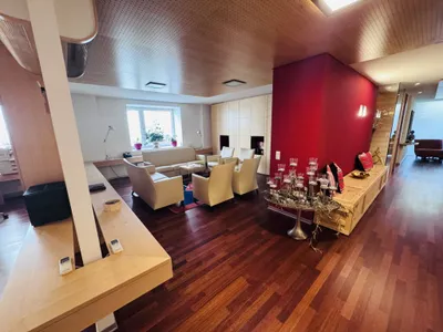10-Zimmer-Gewerbeimmobilie mieten in Wien – 297 m², € 4.700 – Bild 4 von 10