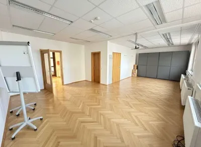 Gewerbeimmobilie mieten in Graz – 906 m², € 9 – Bild 4 von 14