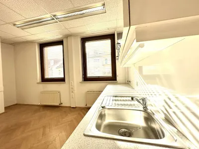 Gewerbeimmobilie mieten in Graz – 906 m², € 9 – Bild 7 von 14